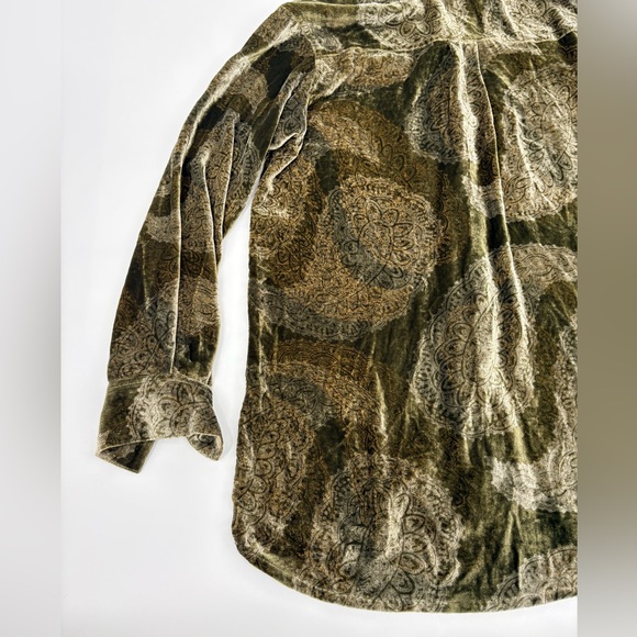 Chicos | Velvet & Silk paisley Button-Up Shirt and Pants Set | boho | size 1 - Picture 12 of 12